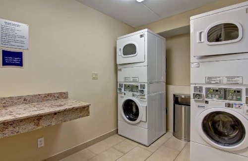 Best Western Plus Toronto North York Hotel & Suites image 30