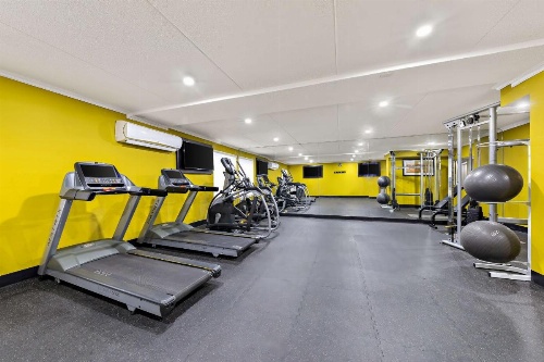 Best Western Plus Toronto North York Hotel & Suites image 32