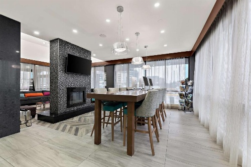 Best Western Plus Toronto North York Hotel & Suites image 35