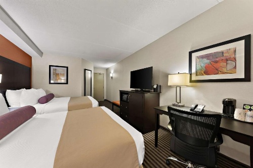 Best Western Plus Toronto North York Hotel & Suites image 9